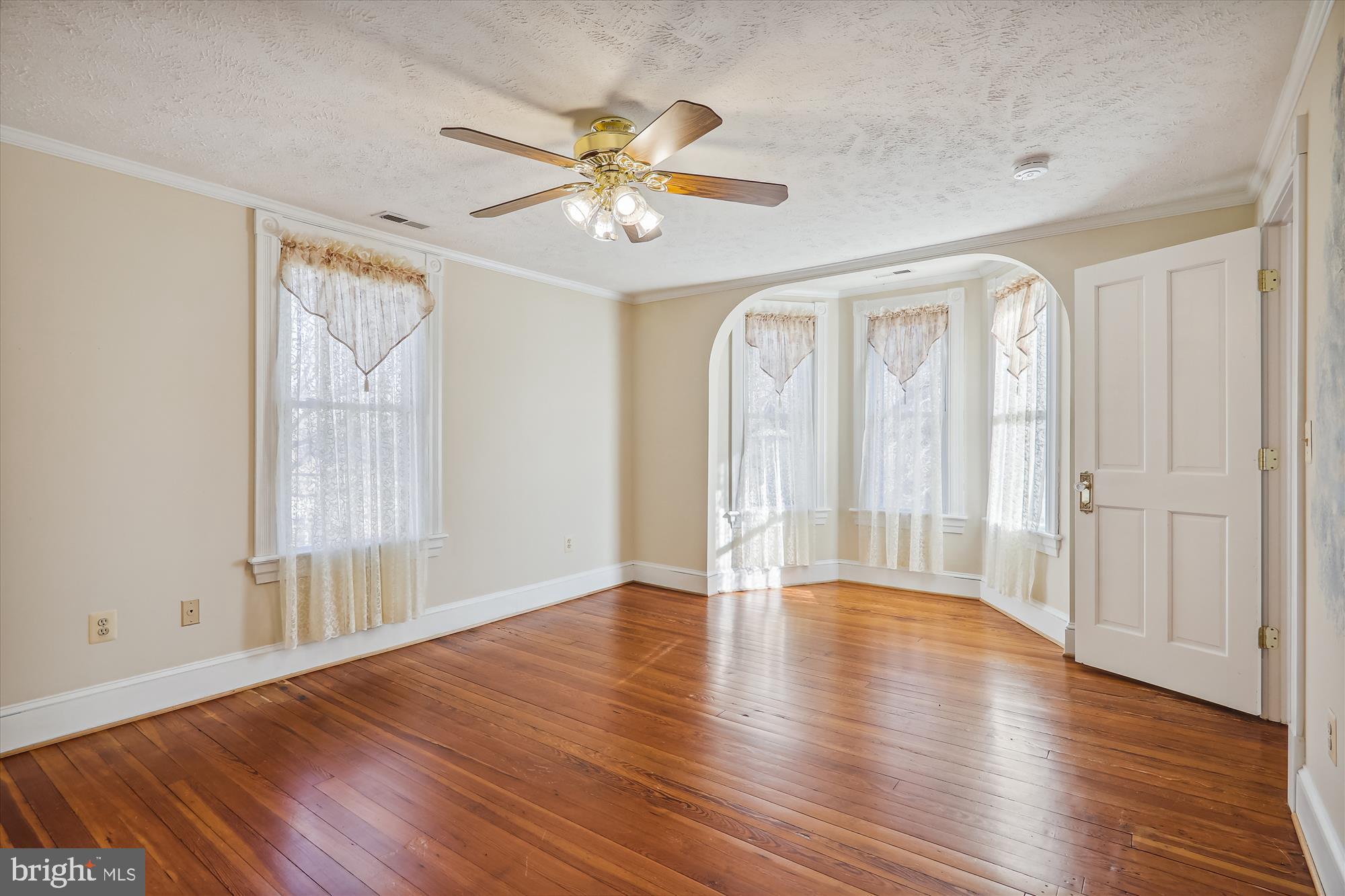 13904 Cherry Tree Crossing Road Brandywine, MD 20613 - Photo 17 of 37 Gallery Image 17