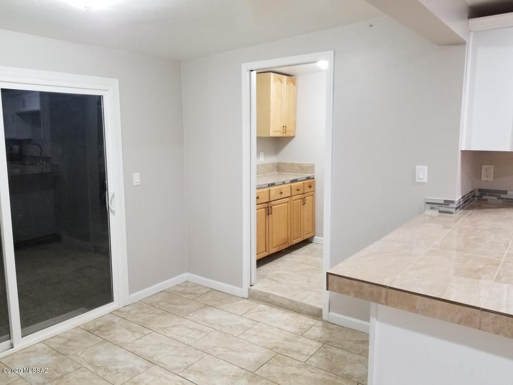 114 West Mossman Road Tucson, AZ 85706 - Photo 12 of 26 Gallery Image 12