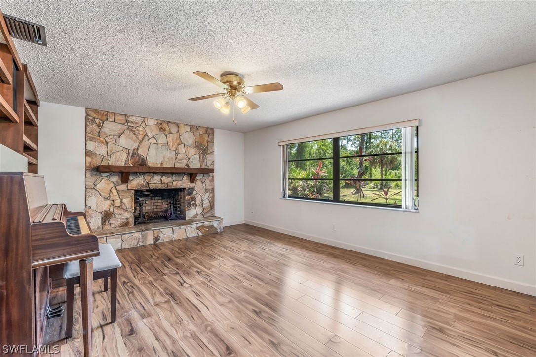 4961 Neal Road Fort Myers, FL 33905 - Photo 5 of 22 Gallery Image 5