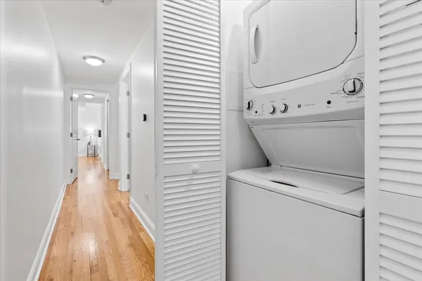 $284,500 | 1525 West Cullom Avenue, Unit G, Chicago, IL 60613