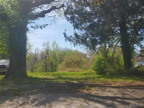 $6,000 | 80 North 98th Street, Belleville, IL 62223