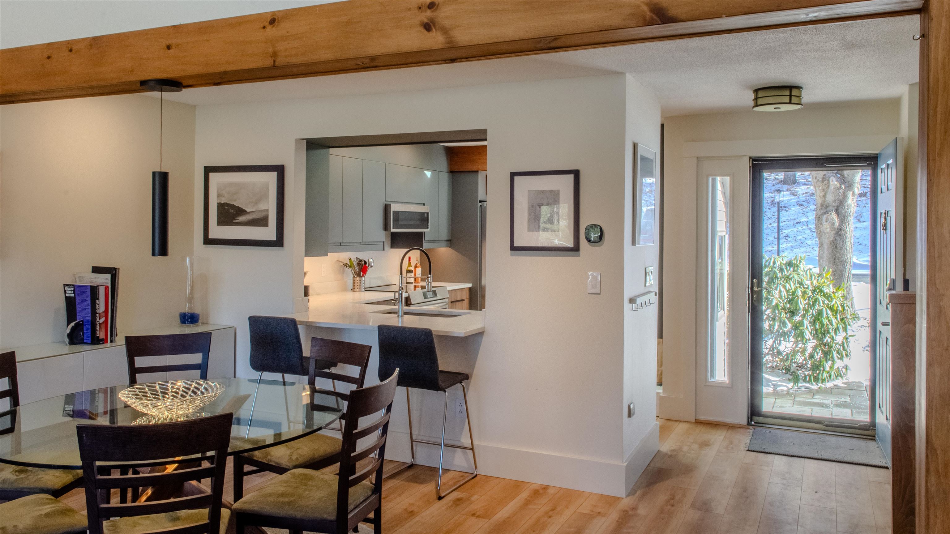 919 Murphys Road, Unit 2B Hartford, VT 05059 - Photo 9 of 40 Gallery Image 9