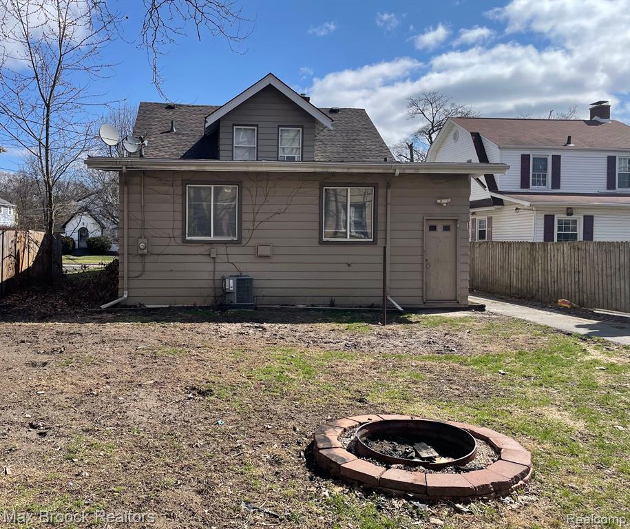 46 Chippewa Road Pontiac, MI 48341 - Photo 21 of 21