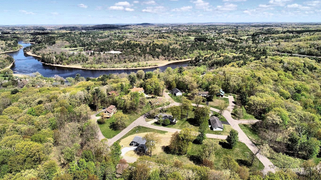 77 Morningside Baraboo, WI 53913 - Photo 22 of 28