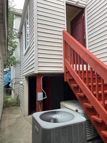$378,000 | 2954 North Elston Avenue, Chicago, IL 60618