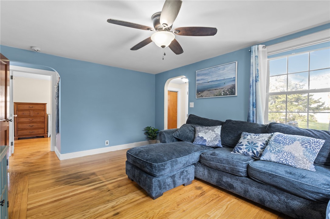 227 Angell Road Lincoln, RI 02865 - Photo 12 of 41