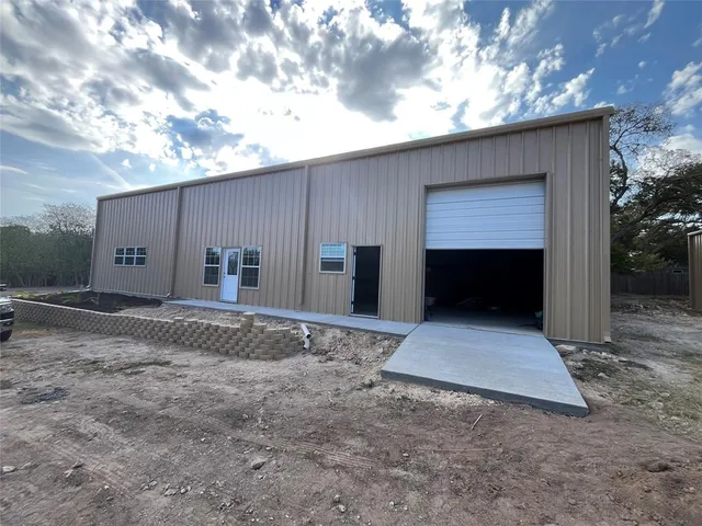 $295,000 | 606 Hickory Ridge Road, Manchaca, TX 78652