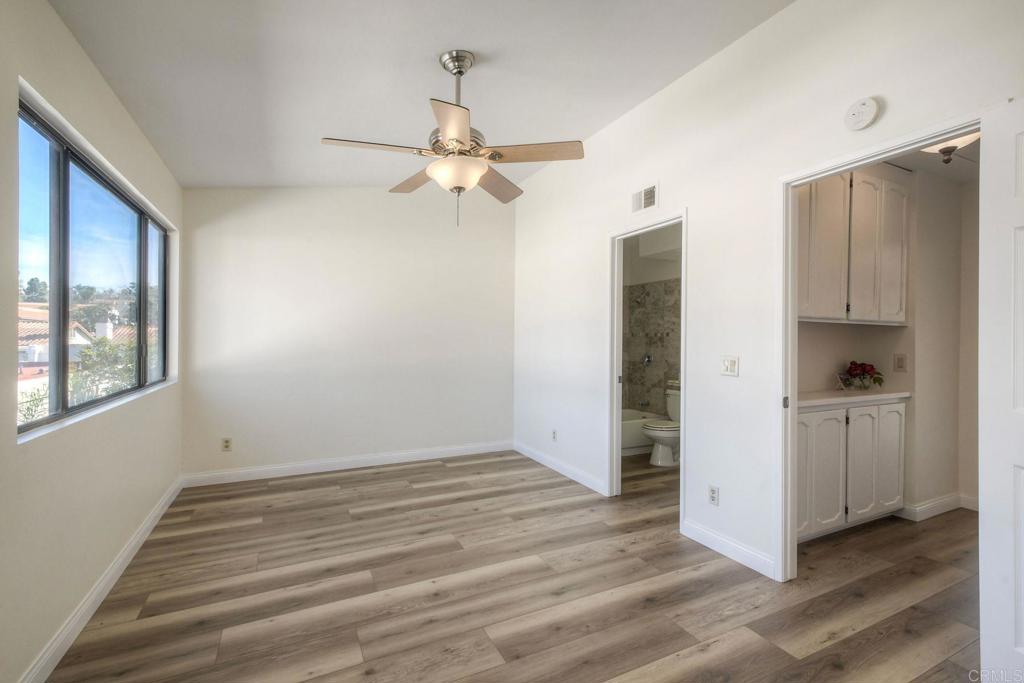 907 Hickory Court Carlsbad, CA 92011 - Photo 17 of 29