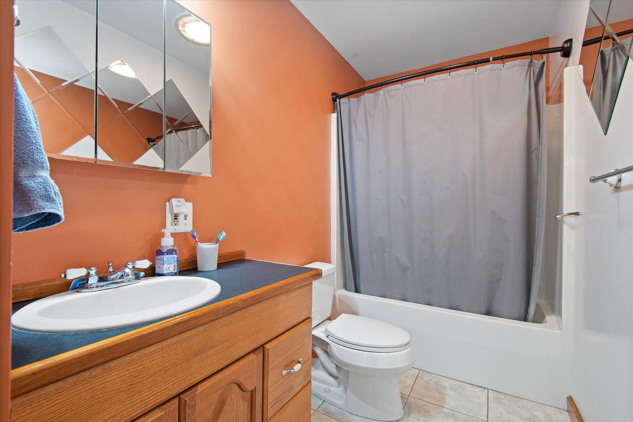 78 Dyer Road Carmel, ME 04419 - Photo 46 of 63 Second bath with tub/shower combo...