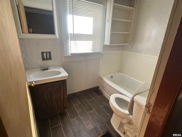 $99,000 | 338 Warren Road, Carbondale, IL 62901