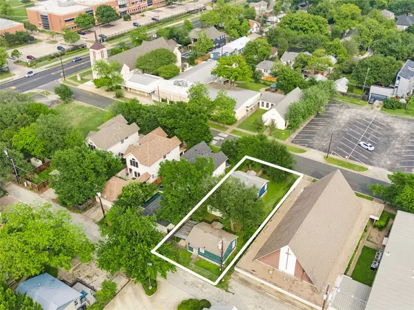 $750,000 | 4408 Maybelle Avenue, Austin, TX 78756