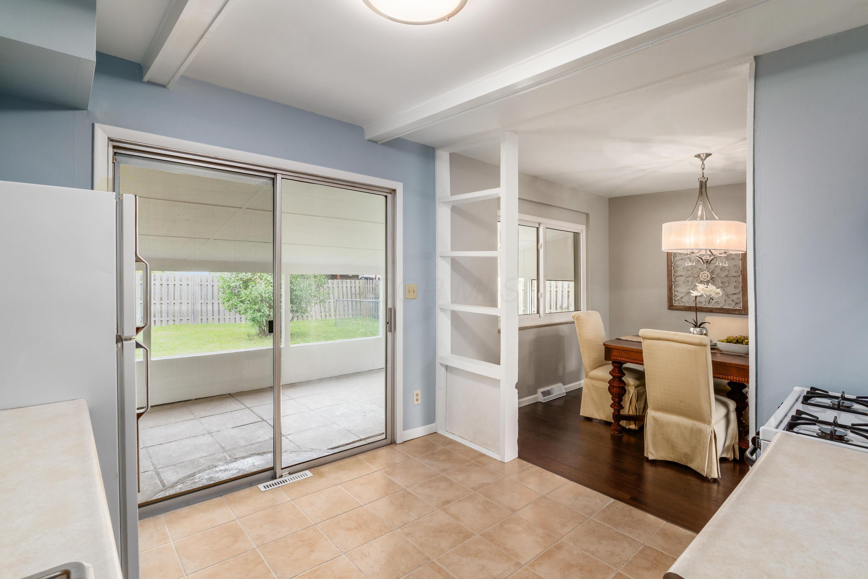 1276 Bryson Road Columbus, OH 43224 - Photo 20 of 49 S_-_1276_Bryson_Rd_-_045