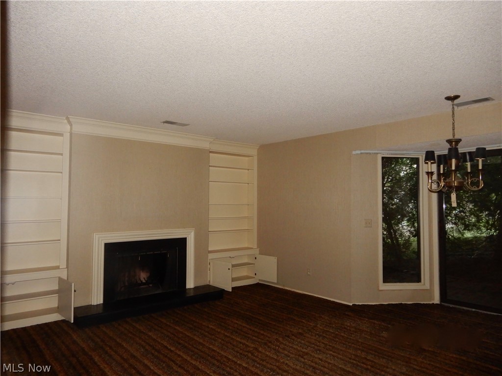 780 Hampton Ridge Drive Akron, OH 44313 - Photo 3 of 11 Gallery Image 3