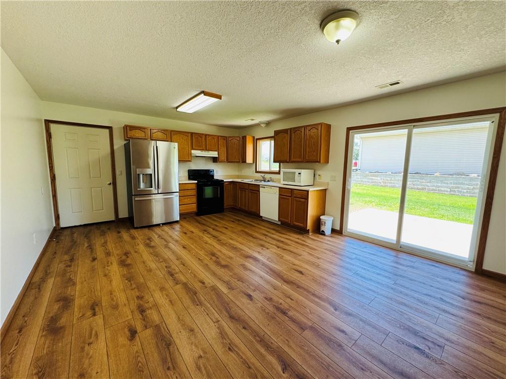 405 South Country Club Road Maryville, MO 64468 - Photo 4 of 19