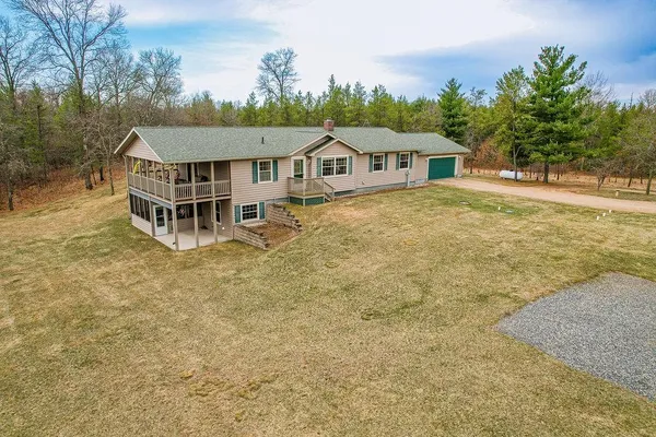 $739,900 | W4703 28th Street, Necedah, WI 54646