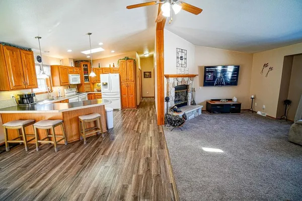 $750,000 | W4703 28th Street, Necedah, WI 54646