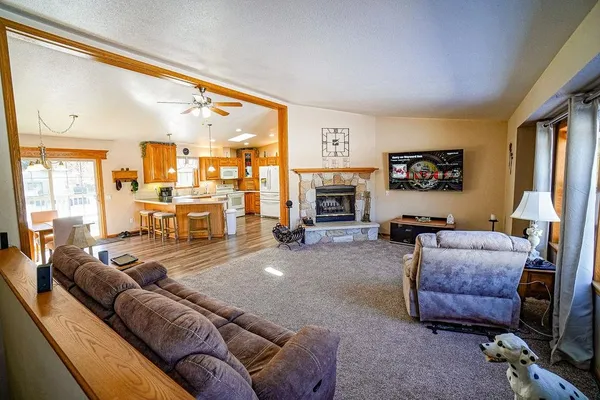 $750,000 | W4703 28th Street, Necedah, WI 54646