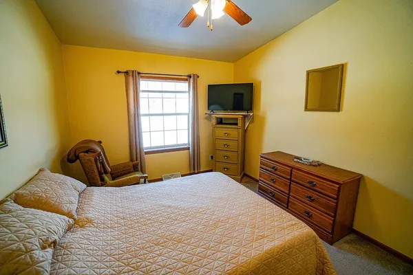 $750,000 | W4703 28th Street, Necedah, WI 54646