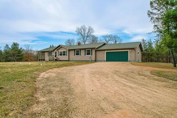 $750,000 | W4703 28th Street, Necedah, WI 54646
