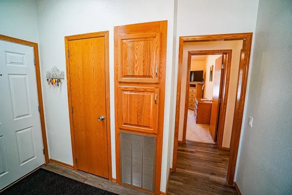 $750,000 | W4703 28th Street, Necedah, WI 54646