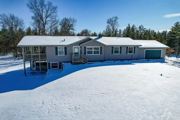 $750,000 | W4703 28th Street, Necedah, WI 54646
