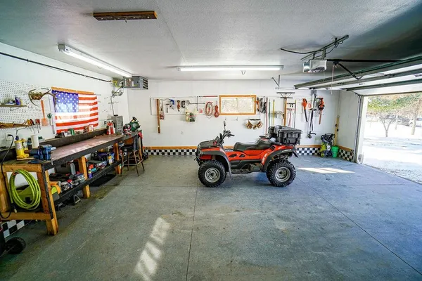 $750,000 | W4703 28th Street, Necedah, WI 54646