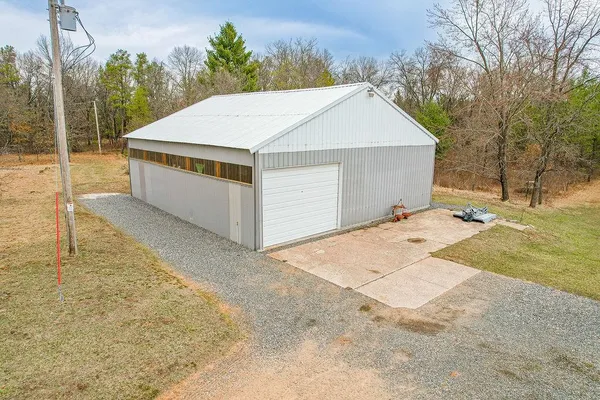 $750,000 | W4703 28th Street, Necedah, WI 54646