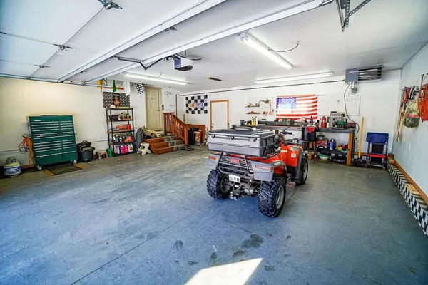 $750,000 | W4703 28th Street, Necedah, WI 54646