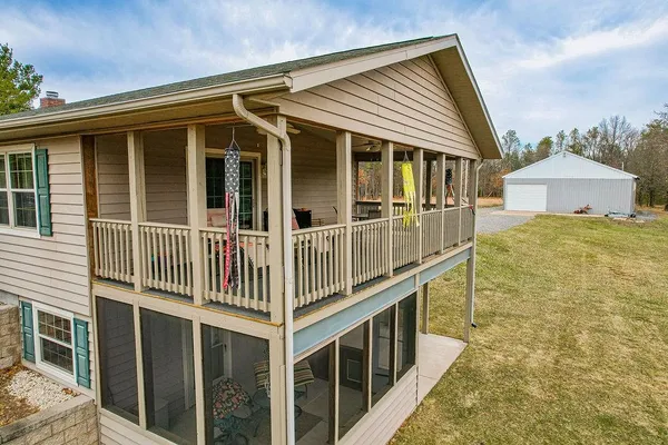 $750,000 | W4703 28th Street, Necedah, WI 54646