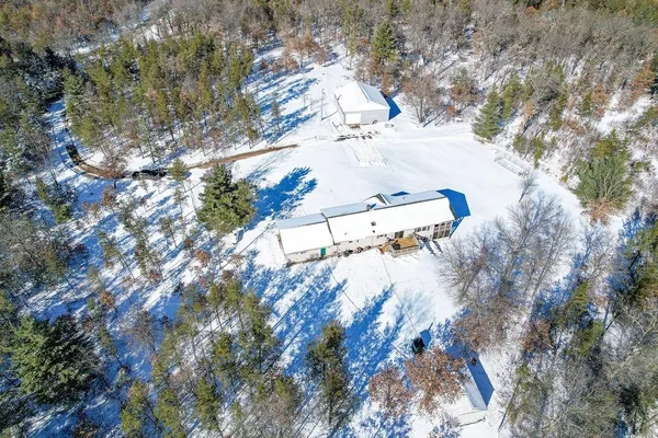 $750,000 | W4703 28th Street, Necedah, WI 54646