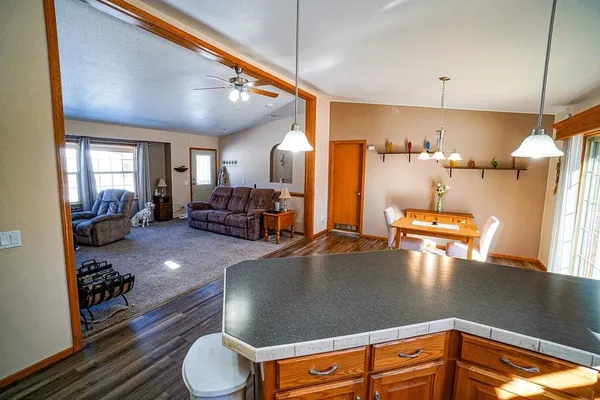 $750,000 | W4703 28th Street, Necedah, WI 54646