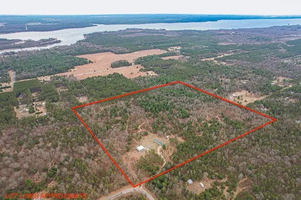 $750,000 | W4703 28th Street, Necedah, WI 54646