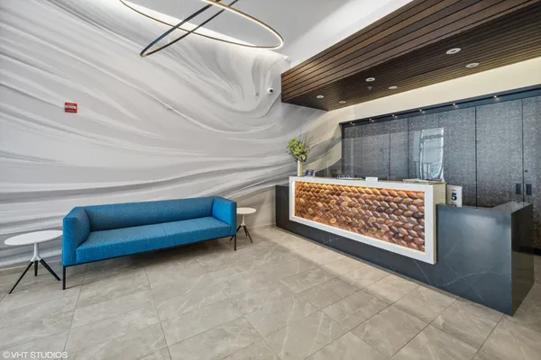 $585,000 | 303 West Ohio Street, Unit 2307, Chicago, IL 60654