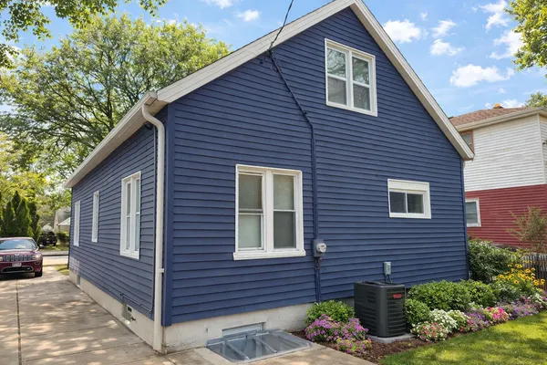 $219,900 | 4826 North 51st Boulevard, Milwaukee, WI 53218