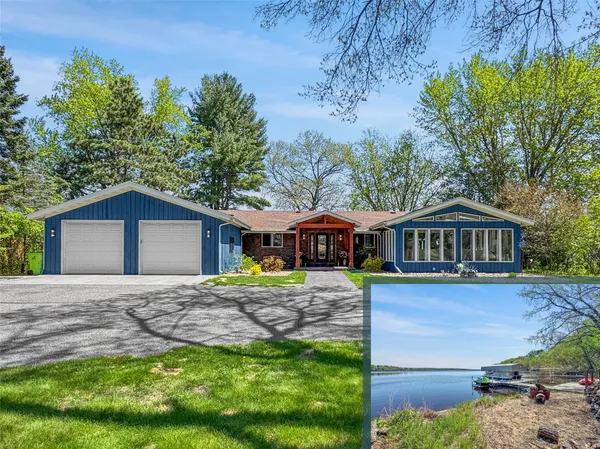 $999,900 | 611 North Moonlight Drive, Altoona, WI 54720