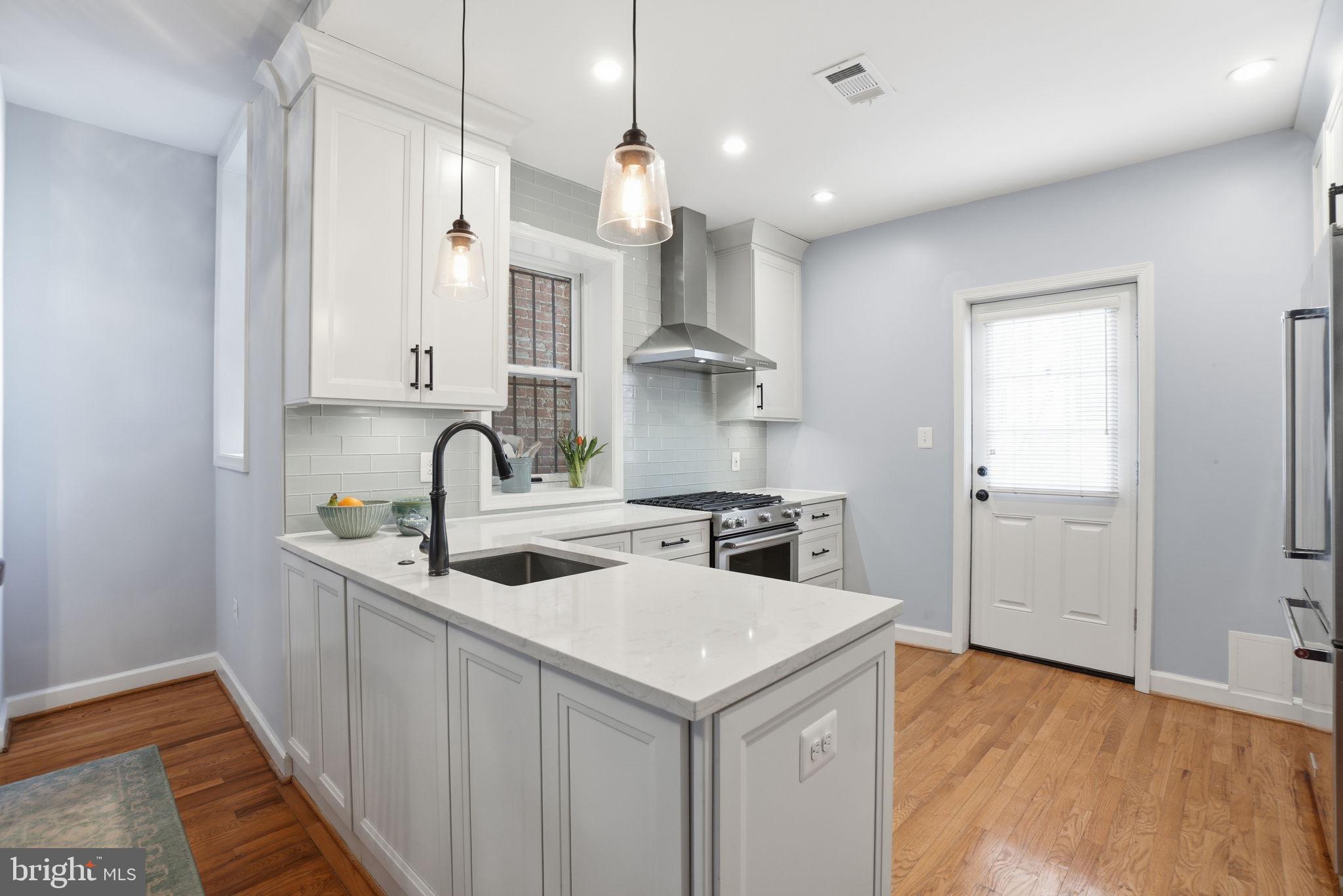 1925 6th Street Northwest Washington, DC 20001 - Photo 9 of 32