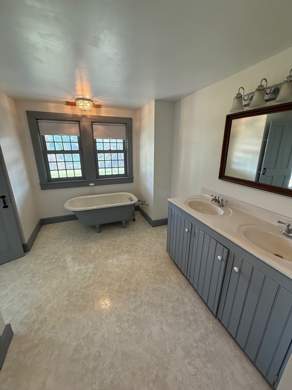 94 West Princeton Road Westminster, MA 01473 - Photo 17 of 26 a view of a hallway with windows