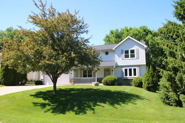 $569,900 | S70W19298 Wentland Drive, Muskego, WI 53150