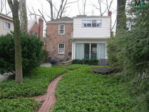 256 Kerby Road Grosse Pointe, MI 48236 - Photo 7 of 7 695035-6.JPG