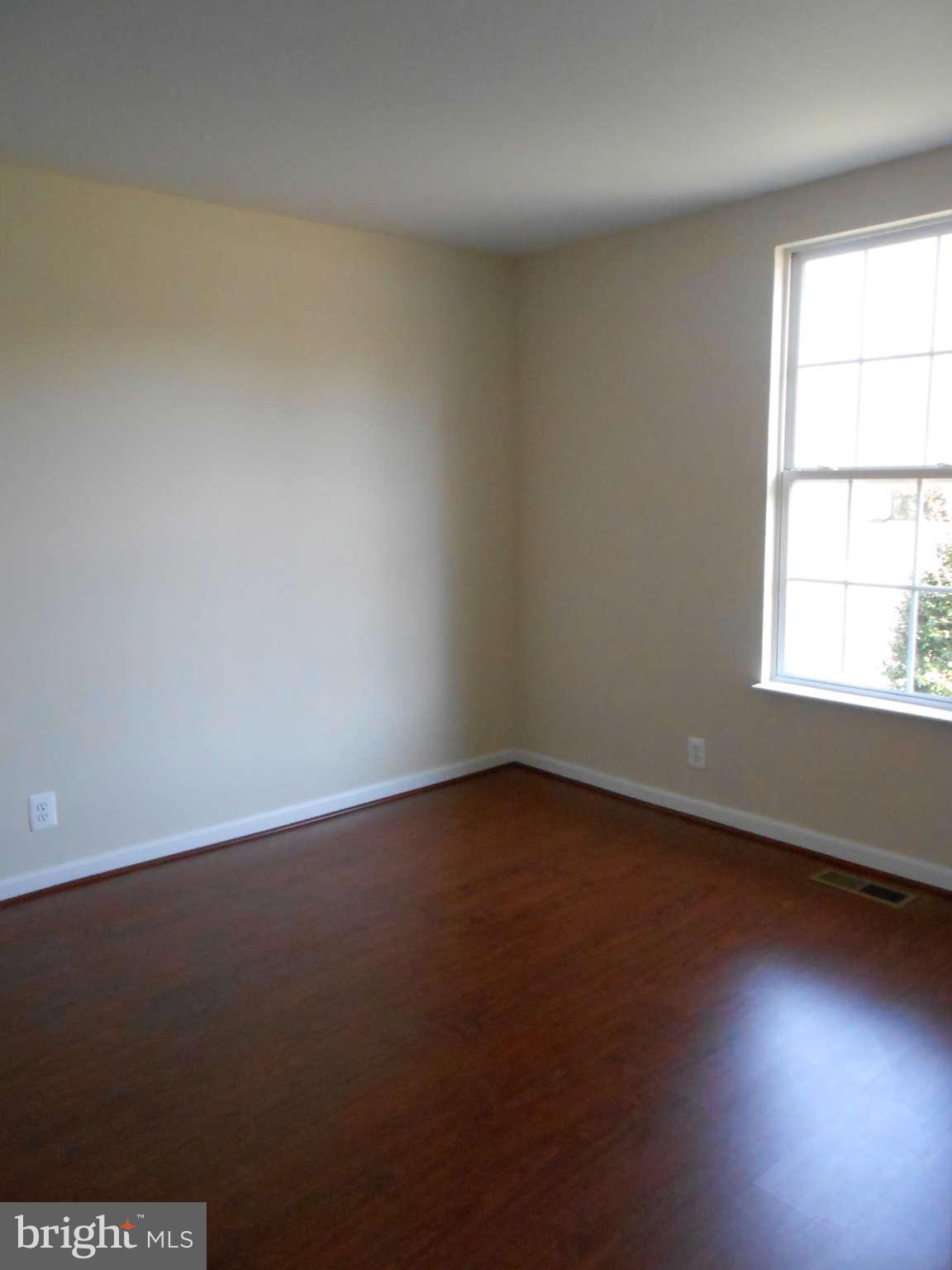 209 West Beech Road Sterling, VA 20164 - Photo 12 of 17 Bedroom