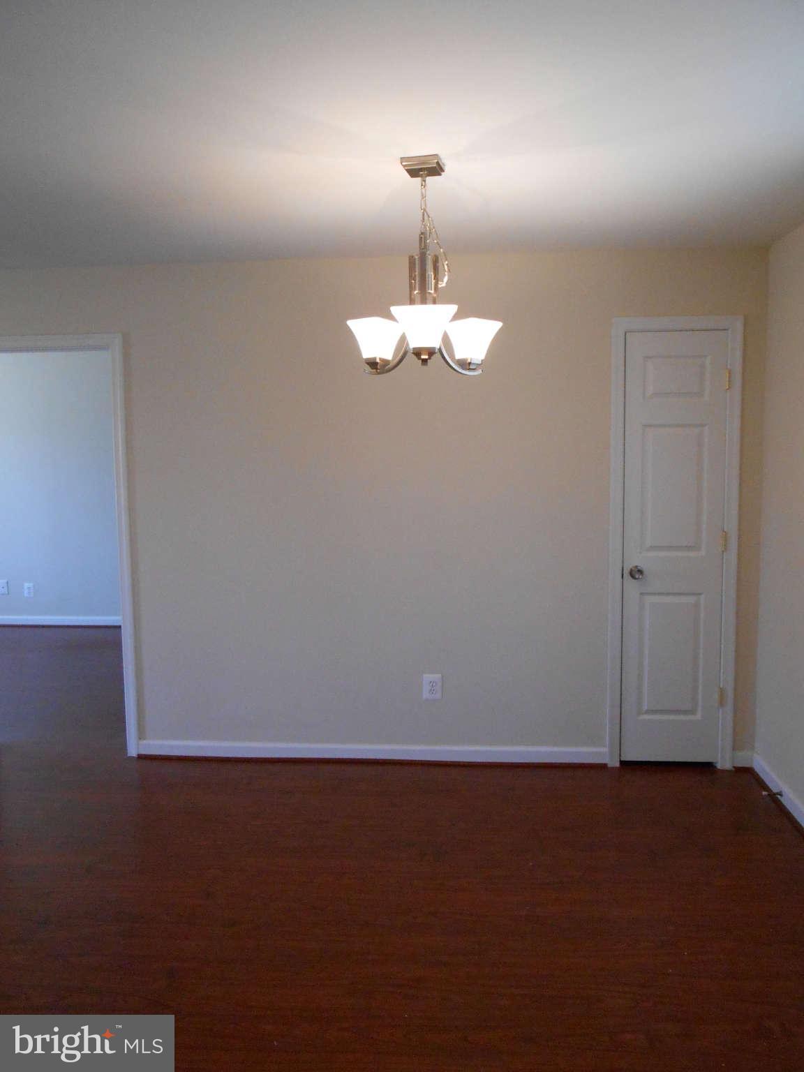 209 West Beech Road Sterling, VA 20164 - Photo 7 of 17 Dining Room