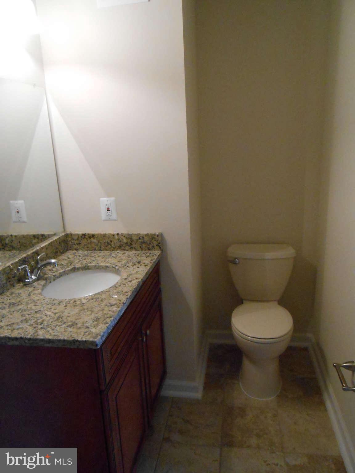 209 West Beech Road Sterling, VA 20164 - Photo 10 of 17 Bath (Master)