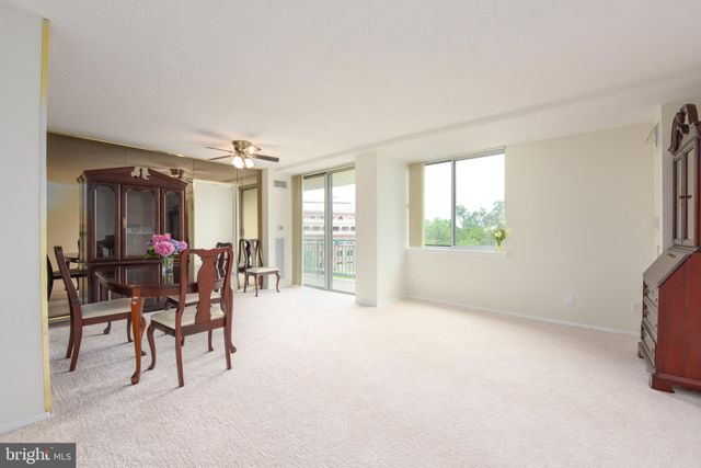 $415,000 | 501 Slaters Lane, Unit 415, Alexandria, VA 22314