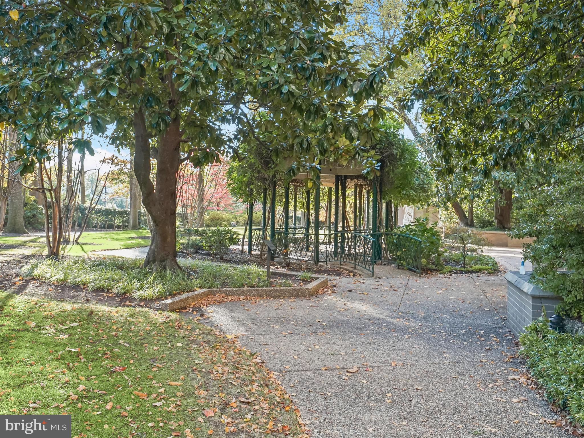 2801 New Mexico Avenue Northwest, Unit 1016 Washington, DC 20007 - Photo 41 of 55 DSC07338