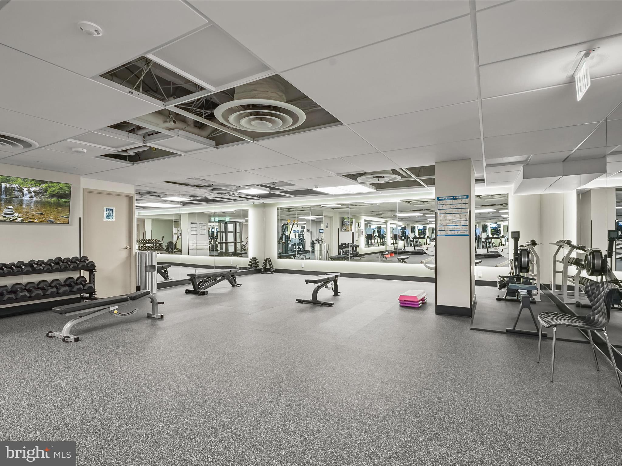 2801 New Mexico Avenue Northwest, Unit 1016 Washington, DC 20007 - Photo 53 of 55 DSC07254