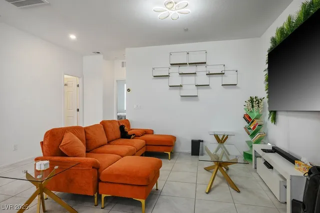 $1,675 | 611 Sedum Avenue, Henderson, NV 89015