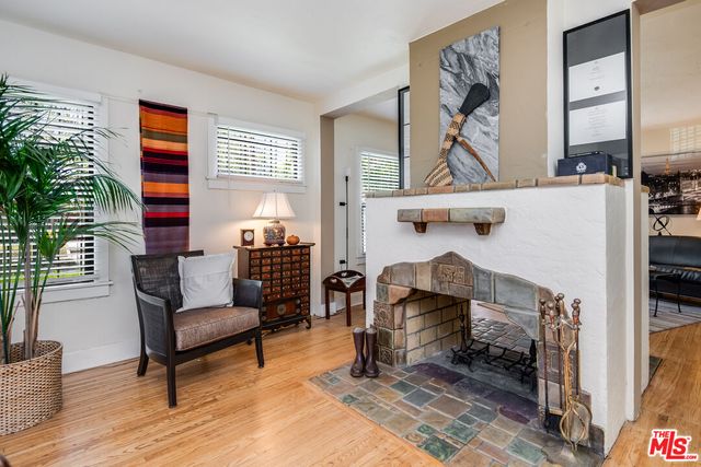 $1,829,000 | 516 North Bronson Avenue, Los Angeles, CA 90004