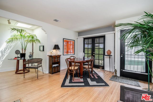 $1,829,000 | 516 North Bronson Avenue, Los Angeles, CA 90004