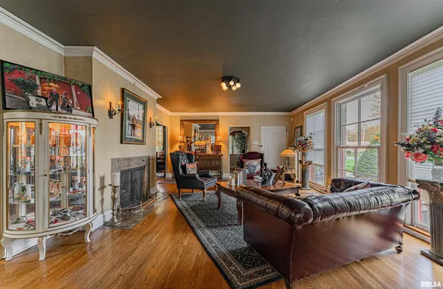 $398,000 | 417 North Union Street, Lincoln, IL 62656