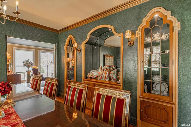 $398,000 | 417 North Union Street, Lincoln, IL 62656